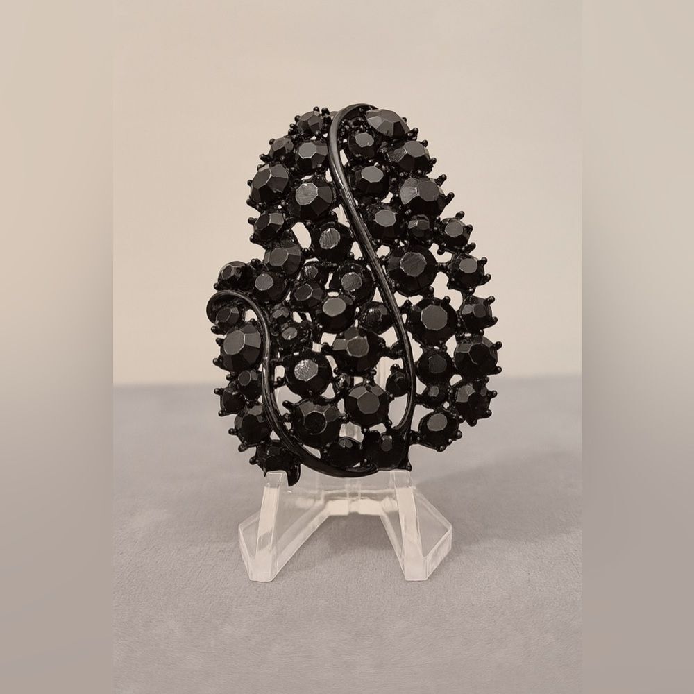 Vintage Women's‎ Black Coro-Weiss Style Chandelier Brooch Pin Elegant Whimsigoth